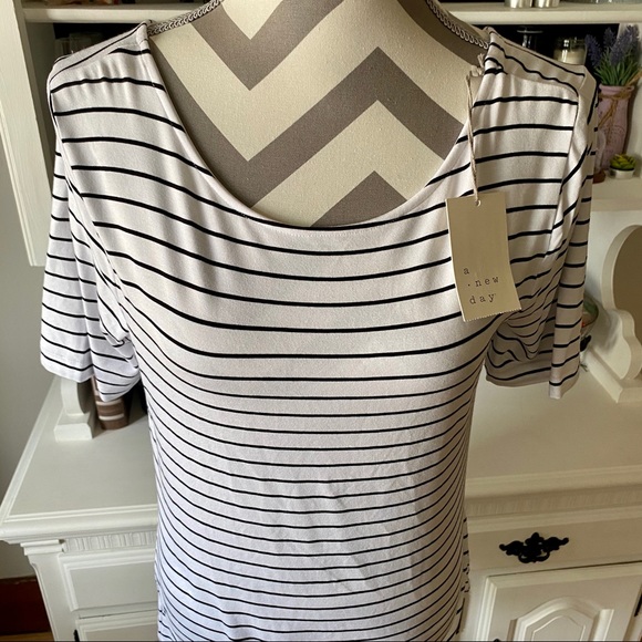 White & Black Stripe Elbow Sleeve Ballet Back - Picture 2 of 7